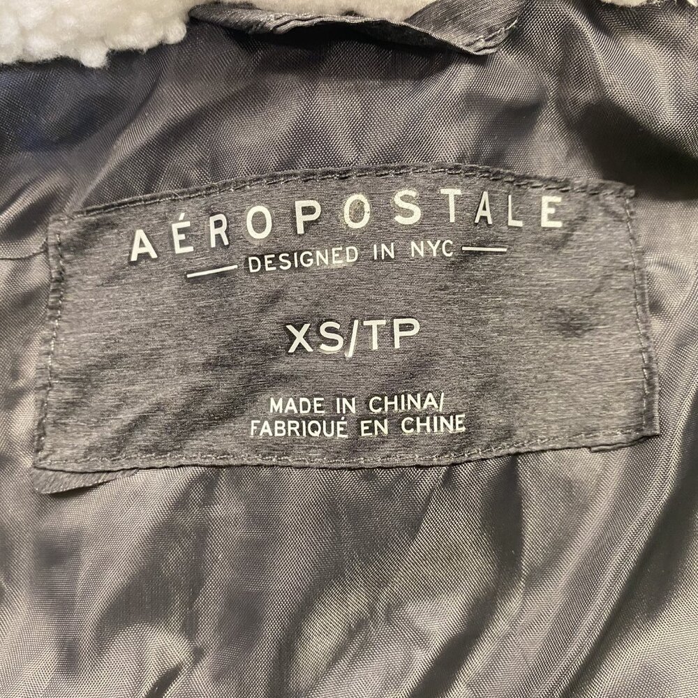 Aeropostale Gray Hooded Puffer Vest - Size XS - Picture 3 of 11